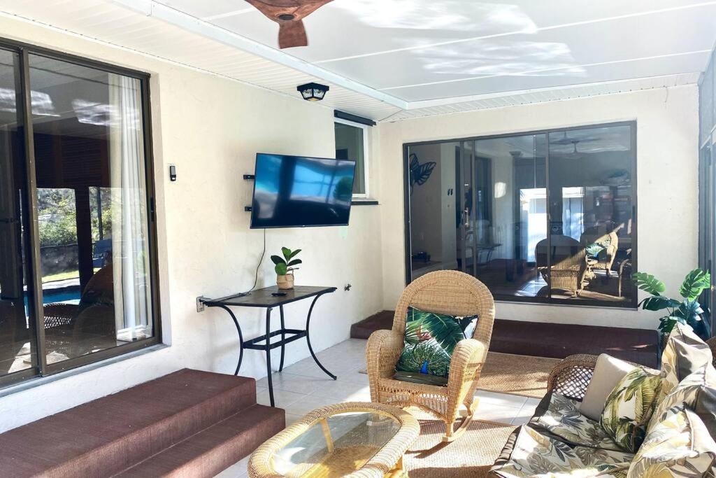 Heated Saltwater Pool Home Minutes To Beach Englewood Ngoại thất bức ảnh